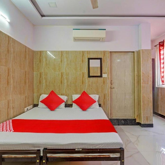 Hotel O Royapettah Clock Tower Formerly RKH Residency Thumbnail