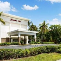 Hampton Inn & Suites Naples South Thumbnail