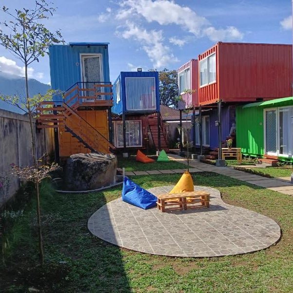Container Smart Stay (CSS)