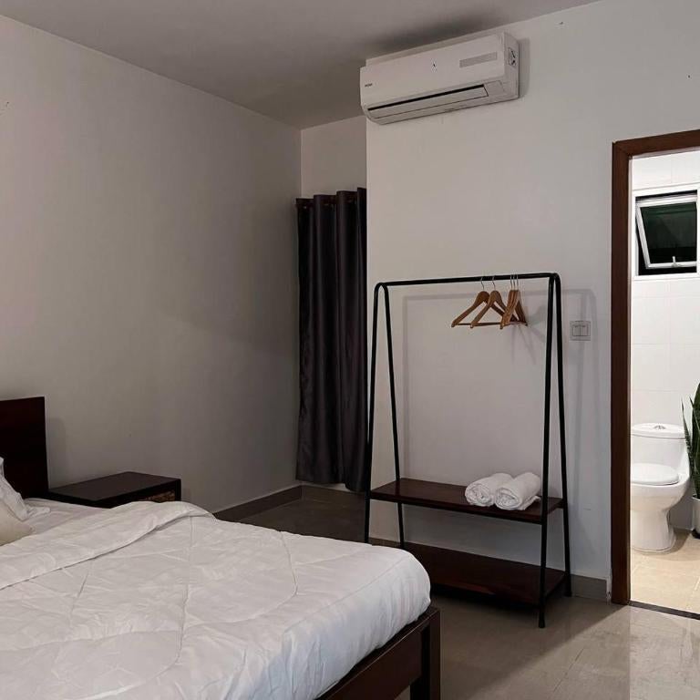 D32 Homestay near airport Behind Brown coffee airport Thumbnail