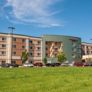Courtyard by Marriott Milwaukee Airport Thumbnail
