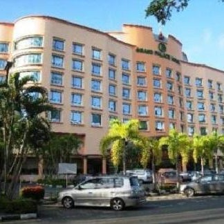 Grand Palace Hotel