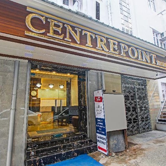 Townhouse Centre Point Inn Near Esplanade Metro Station Thumbnail