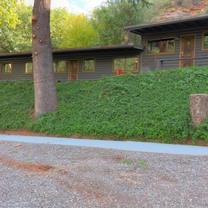 Destination Oak Creek 7 apts Thumbnail