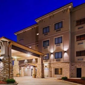 Best Western Plus Classic Inn And Suites Thumbnail