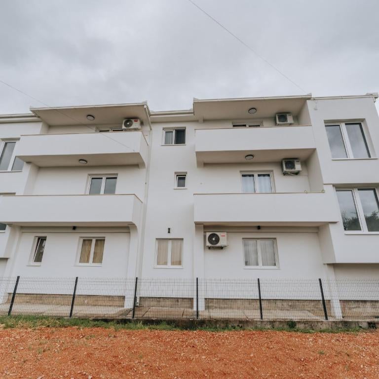 Apartments Milivojevic