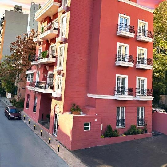 Comfy apart hotel