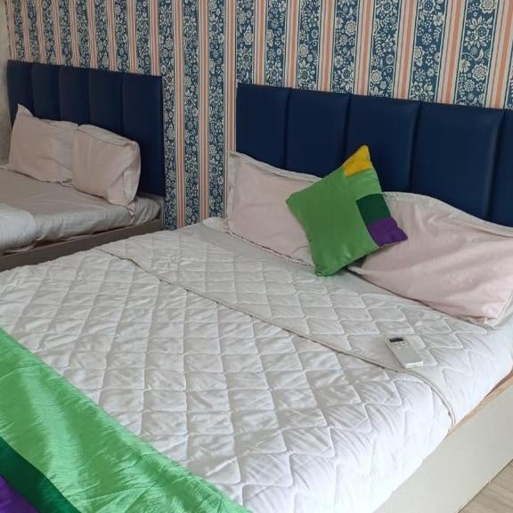 Hotel O SG Highway Ahmedabad Thumbnail
