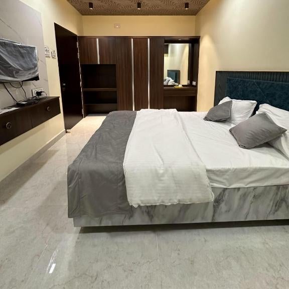 Jai Raja's Tower  Thumbnail