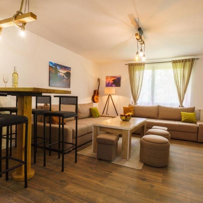 Oaza Mira - Sakina Pecina Thumbnail