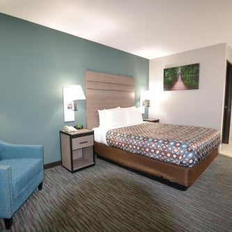 Countryside Inn & Suites CB I80/I29. Thumbnail