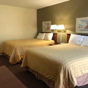 Norwood Inn & Suites Worthington Thumbnail