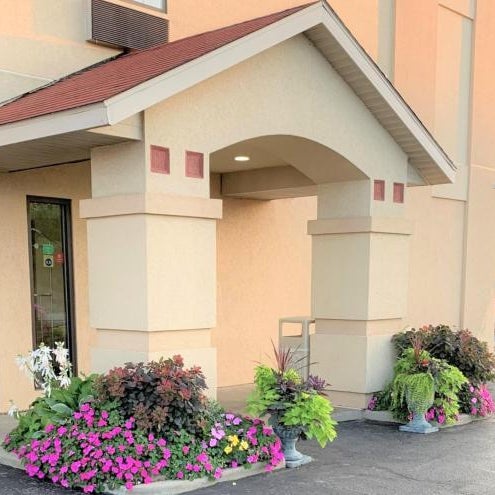 Baymont by Wyndham Paw Paw Thumbnail