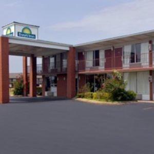 Days Inn by Wyndham Jonesboro AR Thumbnail