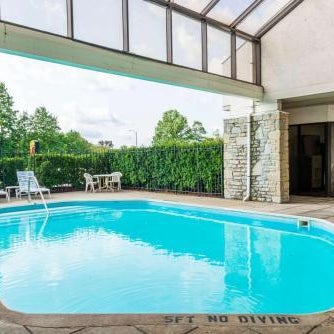 WestSpring Inn - Westlake Cleveland Thumbnail