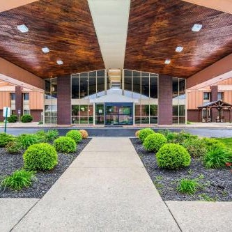 Quality Inn & Suites Florence - Cincinnati South Thumbnail