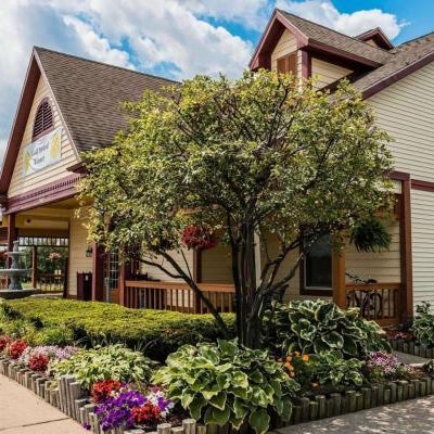 Econo Lodge & Suites Thumbnail