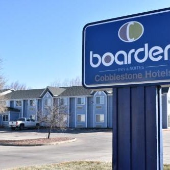 Boarders Inn & Suites by Cobblestone Hotels - Brush Thumbnail