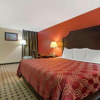 Days Inn by Wyndham Hinesville Near Fort Stewart Thumbnail
