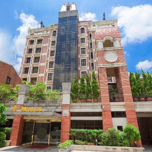 F Hotel - Sanyi - pet-friendly