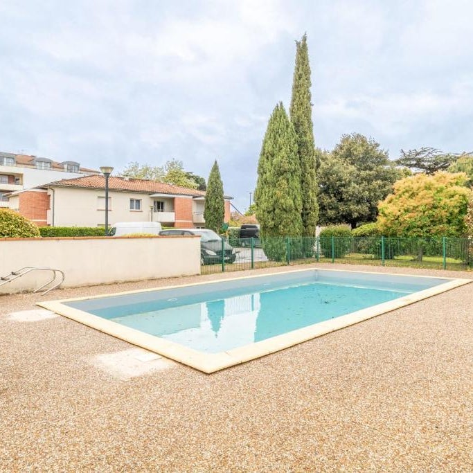 Cosy apartment with pool Thumbnail
