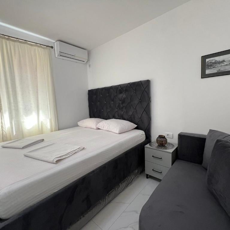 Kontiki Apartments 2