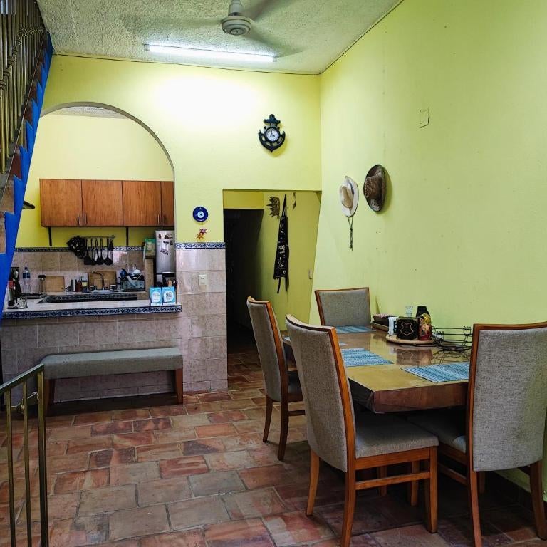 Casa Maruja Roomies Hause Thumbnail