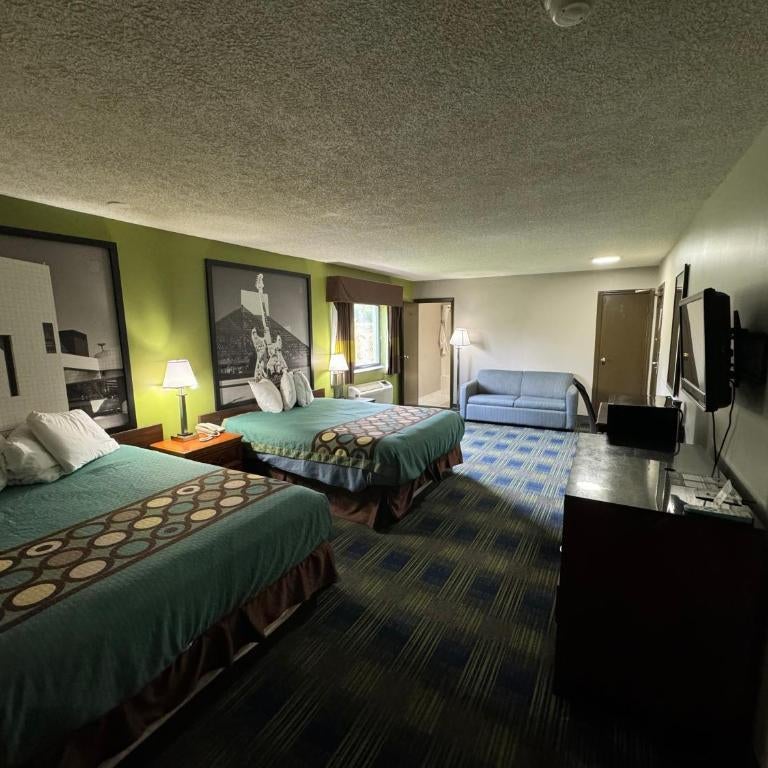 South Ridge Inn Thumbnail