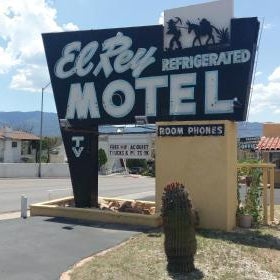 El Rey Motel Thumbnail