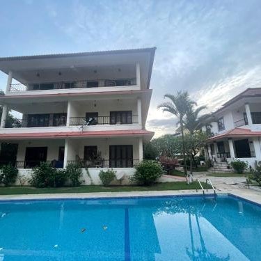 Nina’s Aqua - Private Pool Villa & Plunge Pool Studios, Anjuna