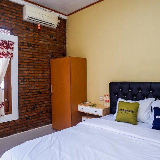 Urbanview Hotel Telu Wolu Monjali by RedDoorz Thumbnail
