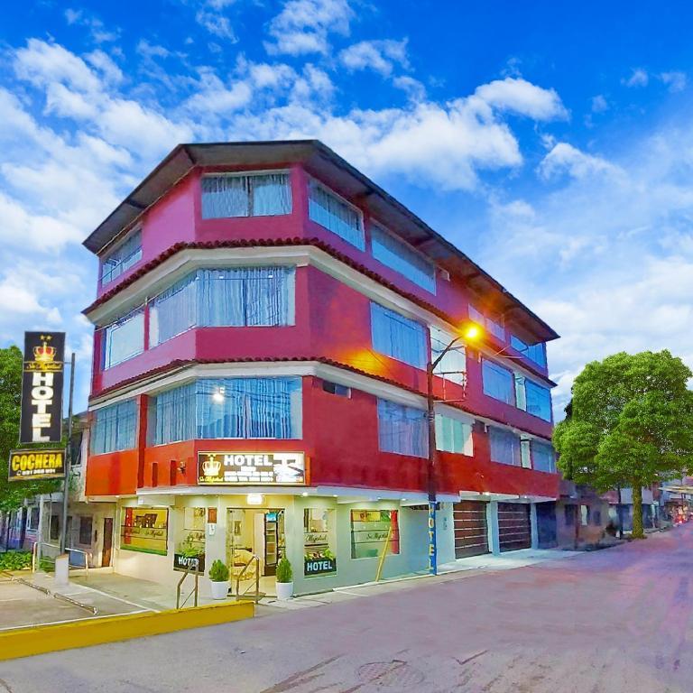 Hotel Su Majestad