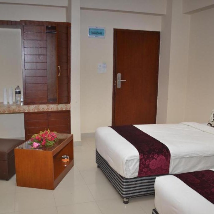 Lighthouse Family Retreat Thumbnail