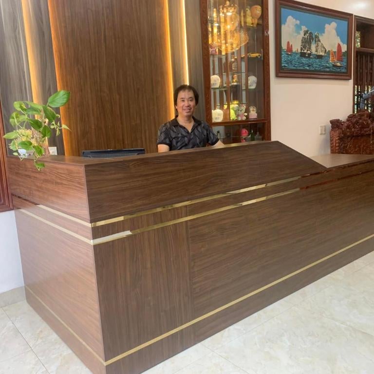 GOLDEN MOON HOTEL