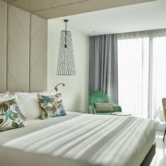 Vincci Larios Diez Thumbnail