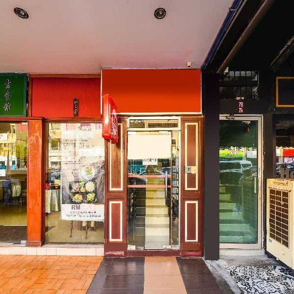 OYO 90562 J Hotel PJ Thumbnail