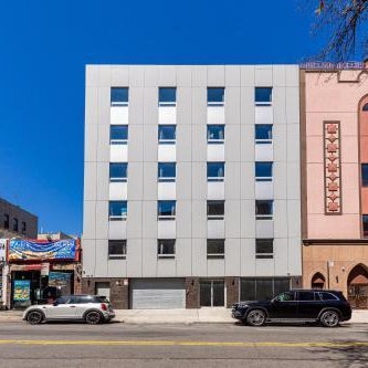 Astoria Inn LaGuardia Hotel Thumbnail