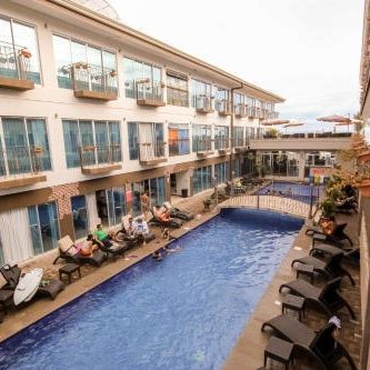 Beachfront Hotel Tramonto Thumbnail