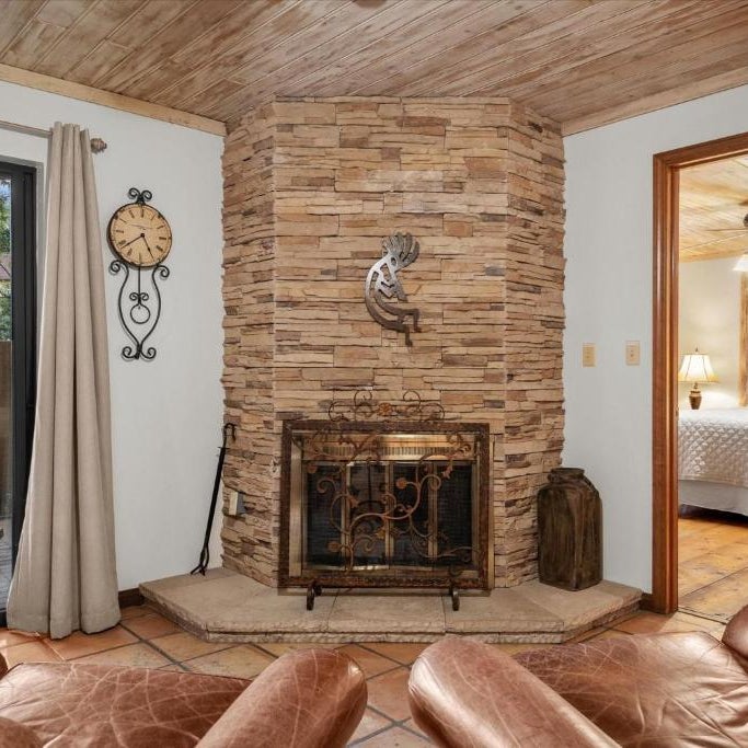 Adobe Village 1 Bedroom Suite- Sedona condo Thumbnail