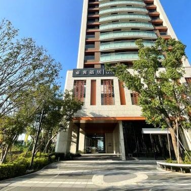 CHECK inn Select New Taipei Sanchong Waterfront Thumbnail