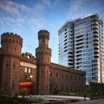 Adina Apartment Hotel Melbourne Pentridge Thumbnail