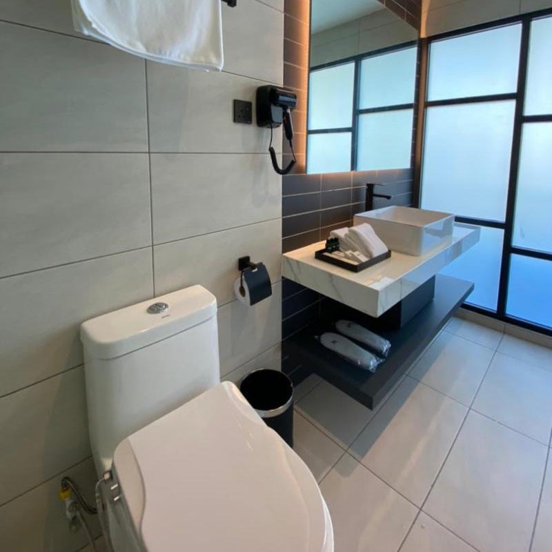 OTEL Hotel Suite