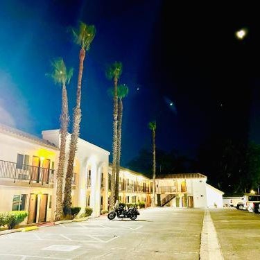 Casa Blanca Express & Suites Cypress Buena Park - Anaheim Area Thumbnail