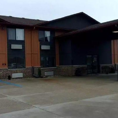 Super 8 by Wyndham Marston Thumbnail