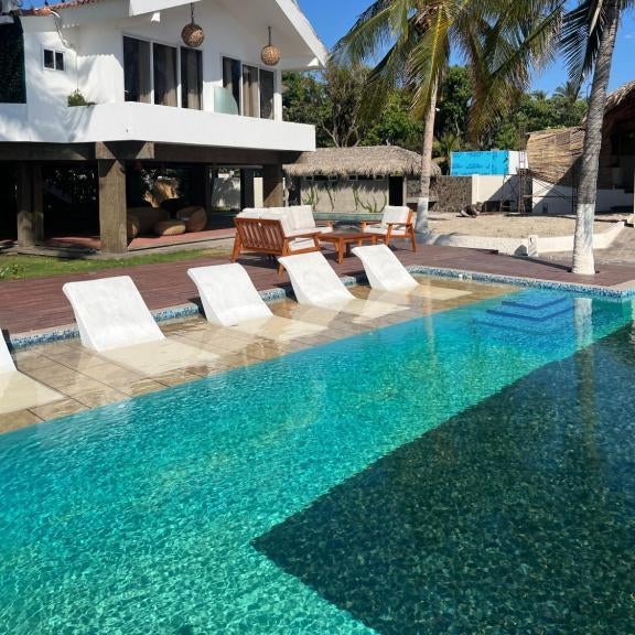 The rooftop Beach & club Thumbnail