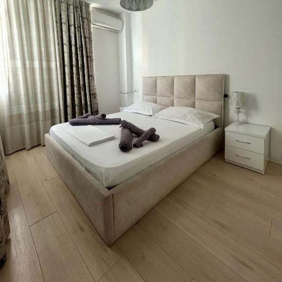 A&X Lovely and Central Apartment - 24H Self Check-In Thumbnail