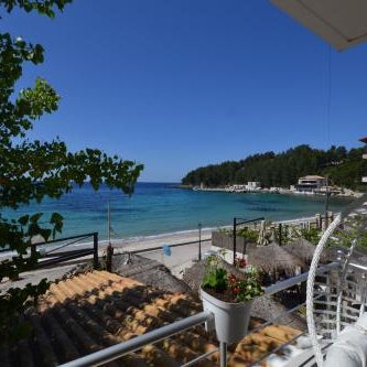 Manolo & Jolie Luxury Villa Thumbnail