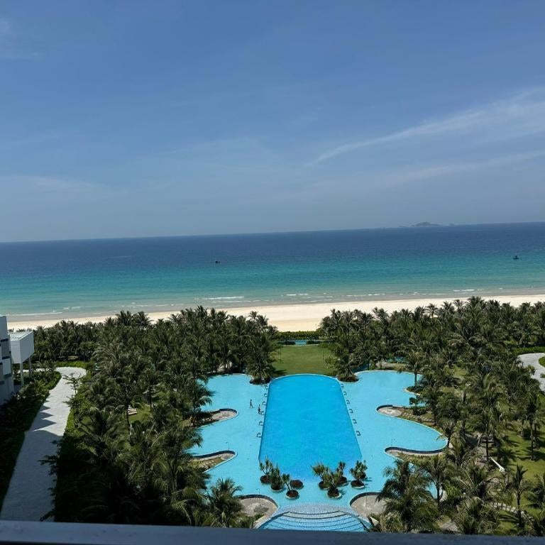 Happy Beach Oceanview Cam Ranh Arena Resort