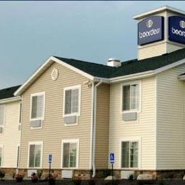 Evansville Inn & Suites by OYO Thumbnail