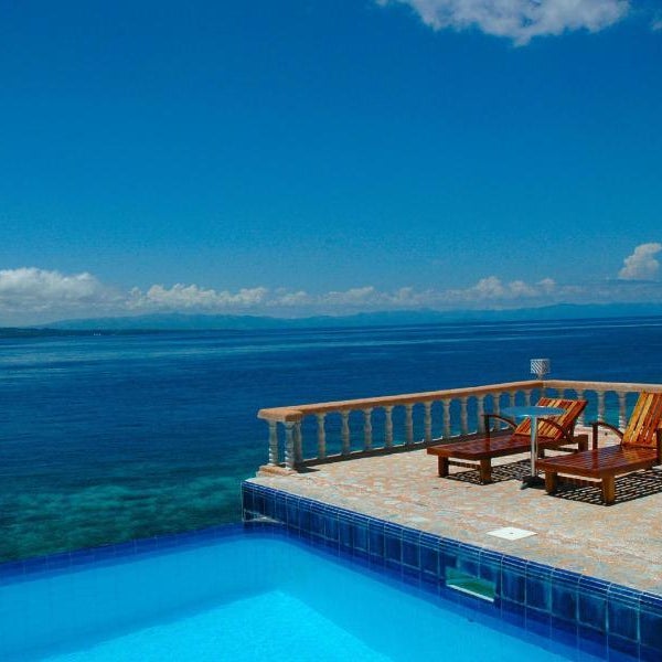 Eden Resort